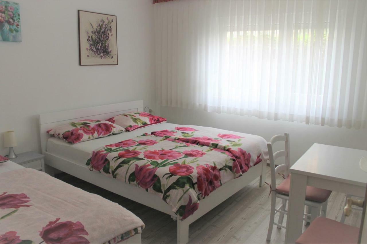 Rooms Jurca Postojna Buitenkant foto